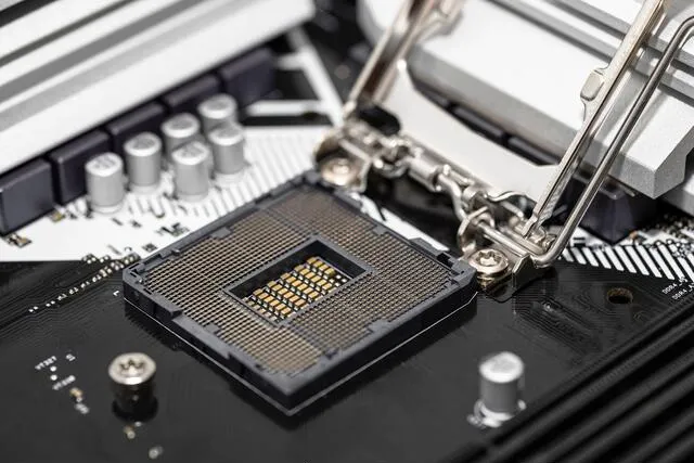Austausch und Reparatur der Sockeltypen LGA1200, LGA1151, LGA1150 und LGA1155.